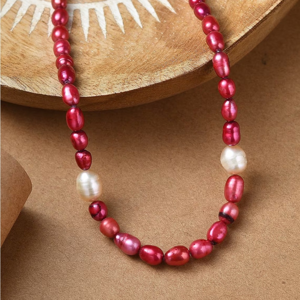 NWOT Freshwater Pearl and Red Dyed Freshwater Pearl Necklace in Stainless Steel